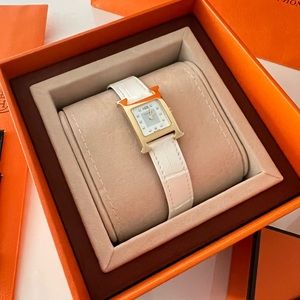 Hermes Heure Rose Gold Watch Diamonds Pearl Alligator strap